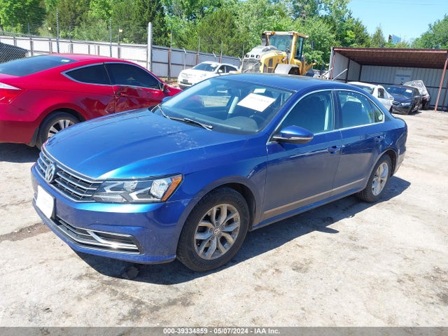 1VWAT7A32GC032810 Volkswagen Passat 1.8t S