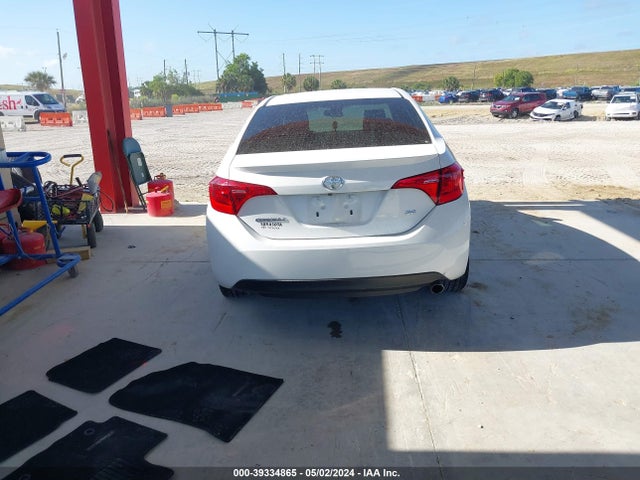 Toyota COROLLA SE 2019 5YFBURHE7KP881631 Image 16