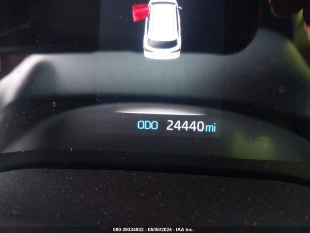 Toyota SIENNA LE 2022 5TDKRKEC5NS124668 Image 14