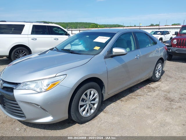 Toyota CAMRY LE 2017 4T1BF1FKXHU296960 Image 2