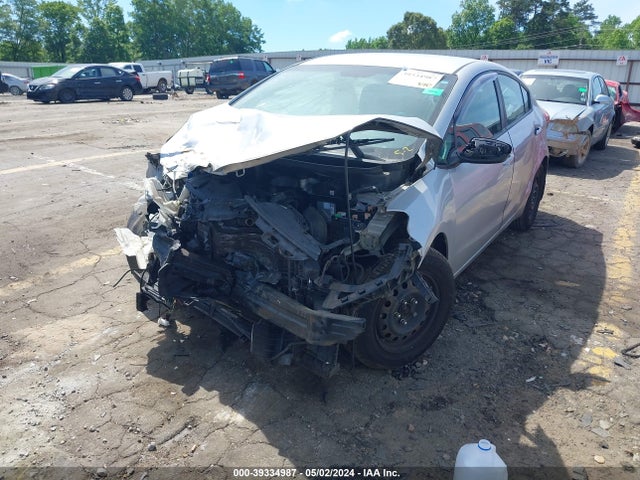 KIA FORTE LX 2016 KNAFK4A67G5539238 Image 2