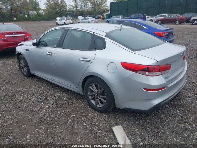 5XXGT4L38LG422703 KIA Optima Lx