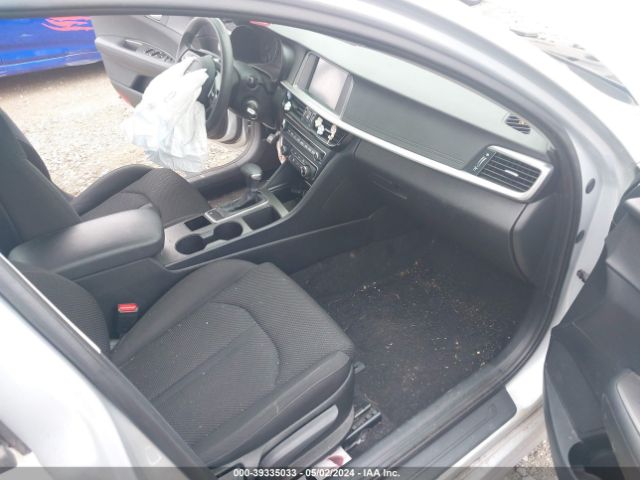 5XXGT4L38LG422703 KIA Optima Lx