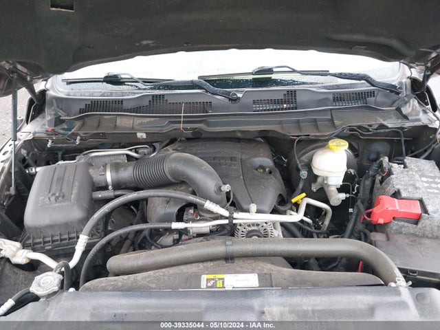 RAM 1500 Laramie  4x4 5'7 Box 2018 1C6RR7NT4JS237287 Image 10