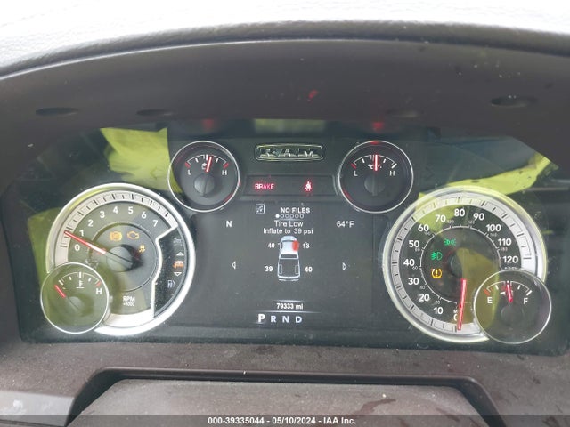 RAM 1500 Laramie  4x4 5'7 Box 2018 1C6RR7NT4JS237287 Image 7