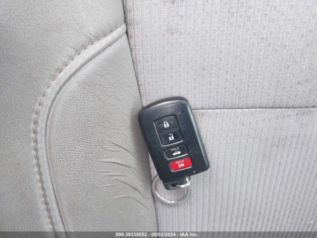 4T1BD1FK3FU165145 Toyota Camry Hybrid Le