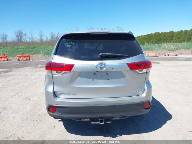 Toyota Highlander Le Plus 2019 5TDBZRFH0KS974755 Image 16