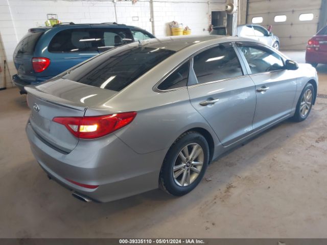 5NPE24AFXFH122306 Hyundai SONATA SE