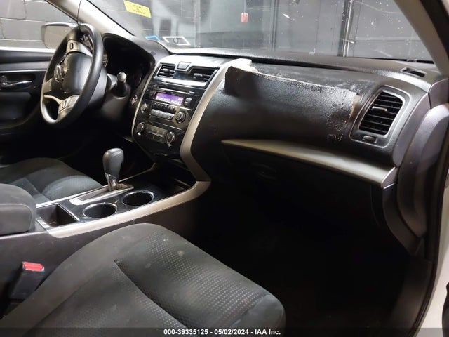 Nissan Altima 2.5 S 2014 1N4AL3AP5EN359742 Image 5