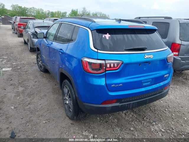 Jeep Compass Latitude 4x4 2019 3C4NJDBB7KT600562 Image 3