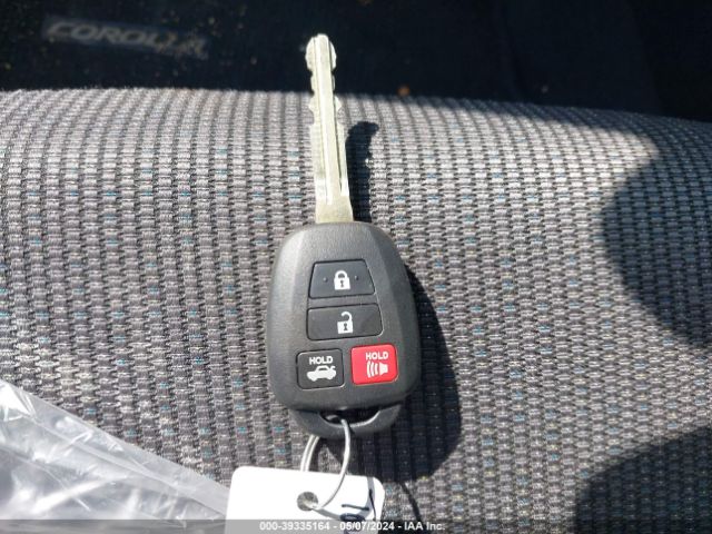 5YFBURHE0JP782633 Toyota COROLLA SE