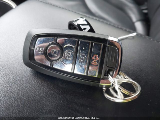 2LMPJ8J9XLBL06780 Lincoln Nautilus Standard