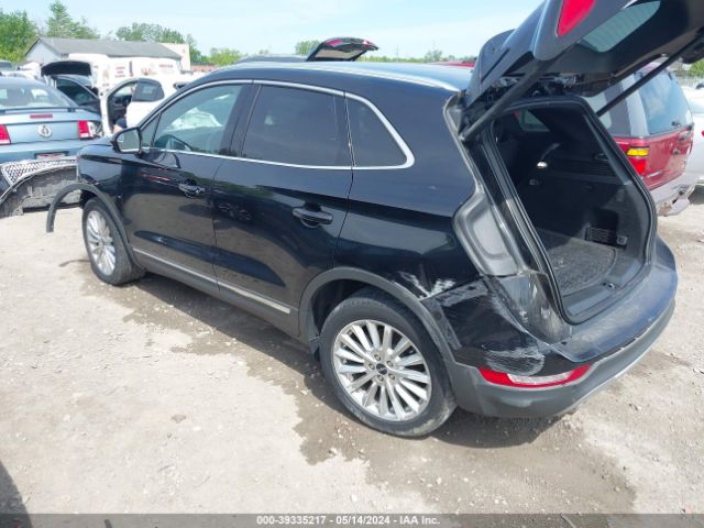 2019 LINCOLN MKC 5LMCJ1D92KUL46922 Photo 2