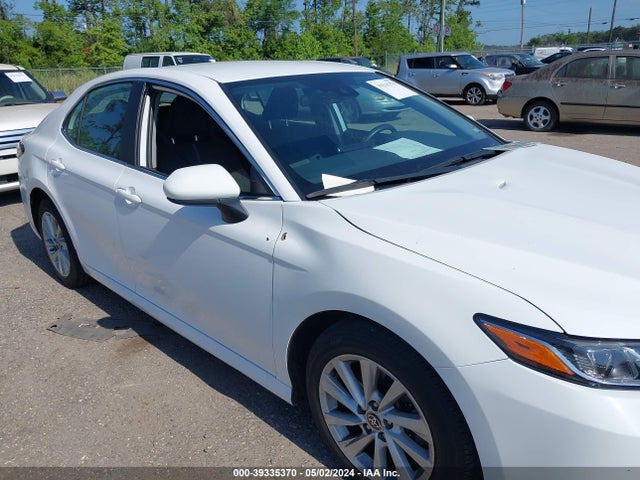 Toyota CAMRY LE 2022 4T1C11AK7NU666266 Image 6