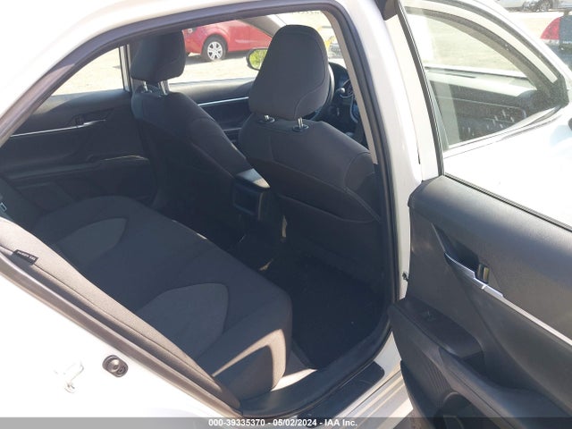 Toyota CAMRY LE 2022 4T1C11AK7NU666266 Image 8