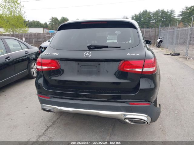 WDC0G4KB1GF010927 Mercedes-Benz Glc 300 4matic
