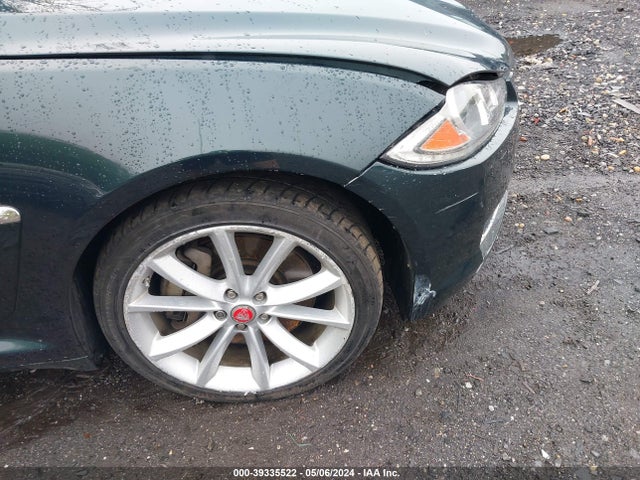 2015 JAGUAR XF SAJWJ0FF0F8U64890 Photo 5