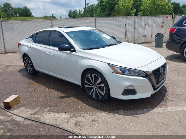 2020 1N4BL4CV4LN305111 main image