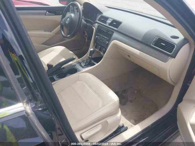 1VWAT7A33EC032926 Volkswagen Passat 1.8t Wolfsburg Edition
