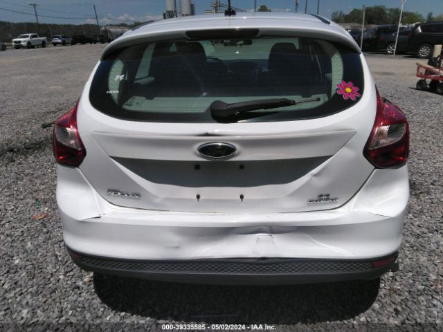 1FADP3K23EL295264 Ford FOCUS SE