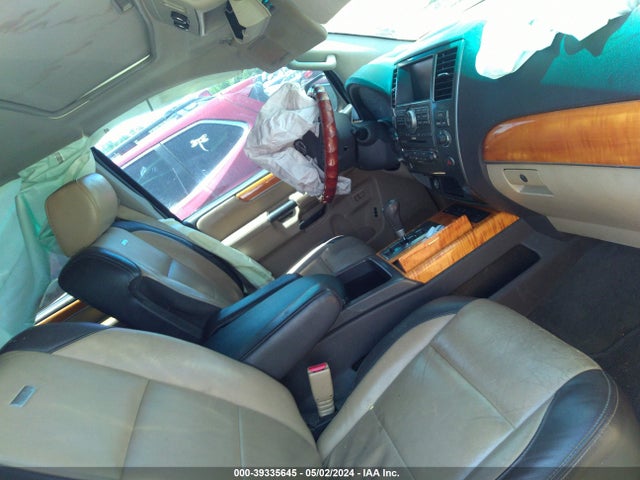 Nissan Armada Platinum 2014 5N1BA0NE5EN611948 Image 5