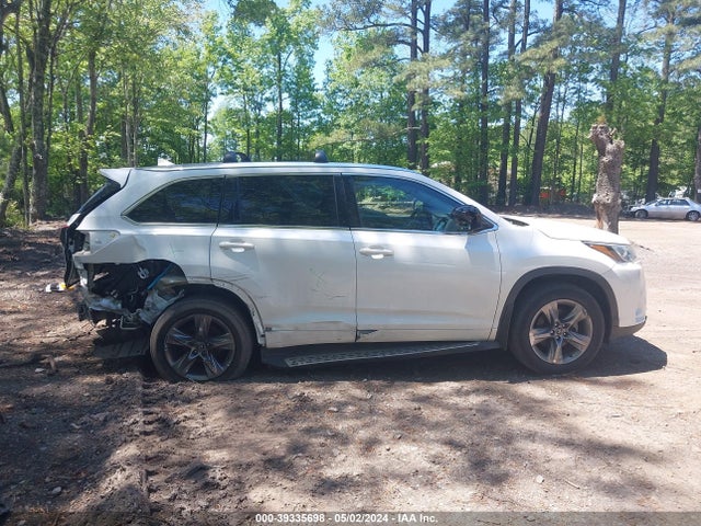 Toyota Highlander Limited Platinum 2018 5TDDZRFH0JS860231 Image 14