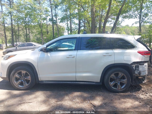 Toyota Highlander Limited Platinum 2018 5TDDZRFH0JS860231 Image 15