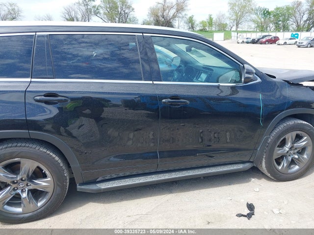 Toyota Highlander Limited Platinum 2018 5TDDZRFH9JS863614 Image 13