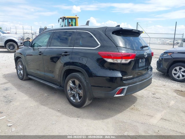 Toyota Highlander Limited Platinum 2018 5TDDZRFH9JS863614 Image 3