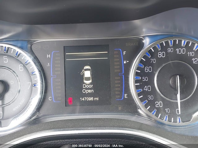 Chrysler 200 Limited Platinum 2017 1C3CCCABXHN506556 Image 7