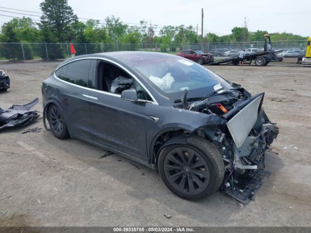 Auction sale of the 2018 Tesla Model X 100d/75d/p100d, vin: 5YJXCAE21JF125680, lot number: 39335755