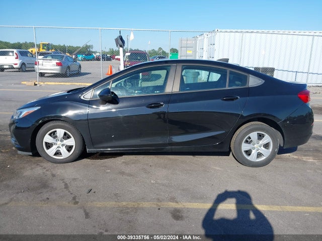 Chevrolet Cruze Ls Auto 2018 1G1BC5SM3J7153177 Image 13