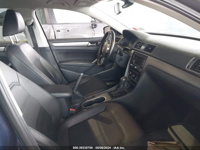 1VWBT7A36EC099217 Volkswagen Passat 1.8t Se