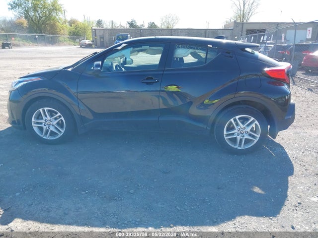 Toyota C-HR LE 2021 NMTKHMBX7MR119491 Image 13