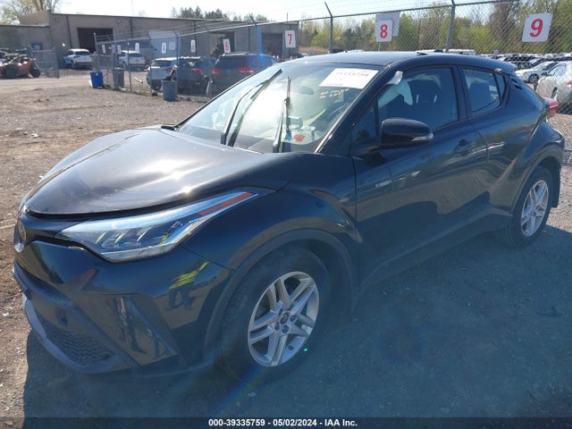 Toyota C-HR LE 2021 NMTKHMBX7MR119491 Image 2
