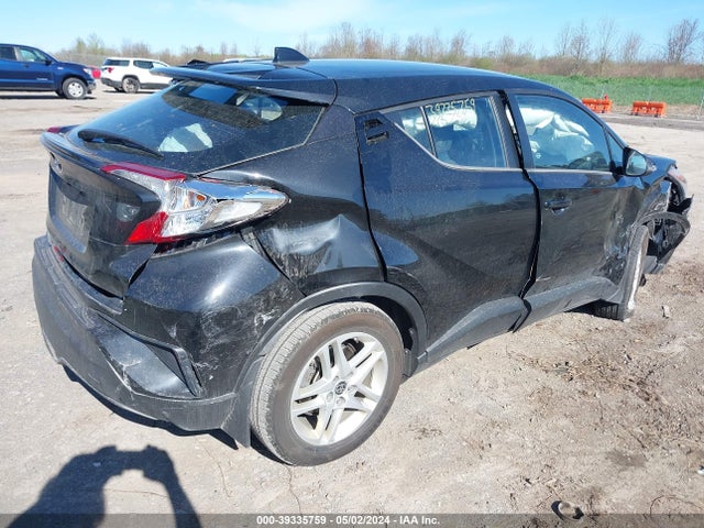 Toyota C-HR LE 2021 NMTKHMBX7MR119491 Image 4