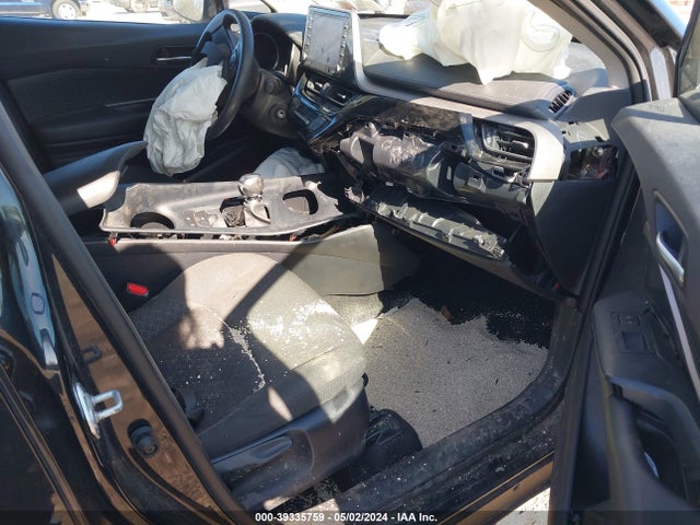 Toyota C-HR LE 2021 NMTKHMBX7MR119491 Image 5