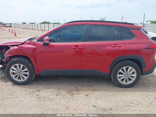 Toyota Corolla Cross Le 2022 7MUCAAAG1NV029724 Image 14