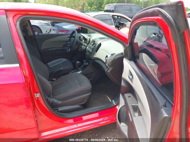 Chevrolet Sonic Lt Auto 2014 1G1JC5SH0E4158312 Image 5