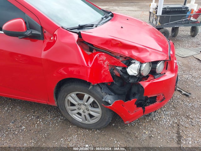 Chevrolet Sonic Lt Auto 2014 1G1JC5SH0E4158312 Image 6