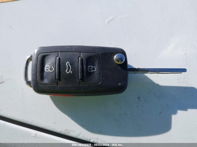 3VW2B7AJ7HM207946 Volkswagen Jetta 1.4t S