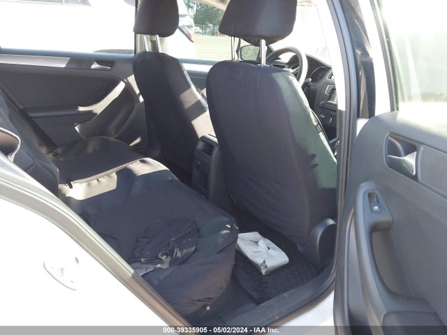 3VW2B7AJ7HM207946 Volkswagen Jetta 1.4t S