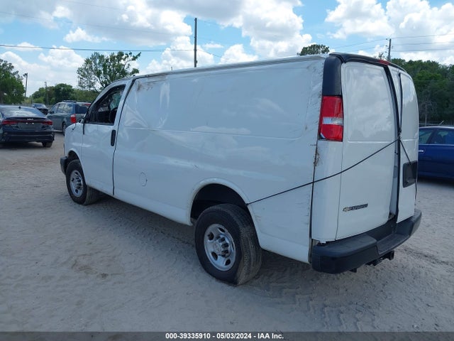 Chevrolet Express 2500 Work Van 2019 1GCWGAFG8K1353664 Image 3