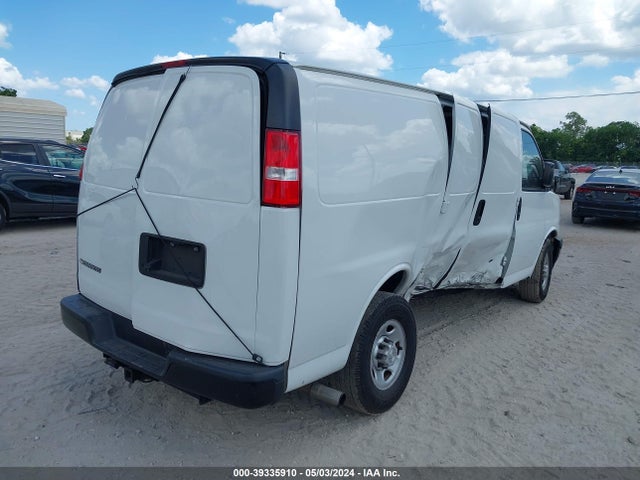 Chevrolet Express 2500 Work Van 2019 1GCWGAFG8K1353664 Image 4