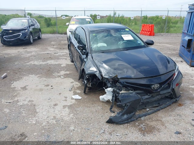 Toyota CAMRY SE 2018 4T1B11HK5JU158938 zdjęcie główne