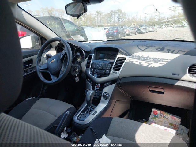 1G1PA5SGXE7453360 Chevrolet Cruze Ls Auto