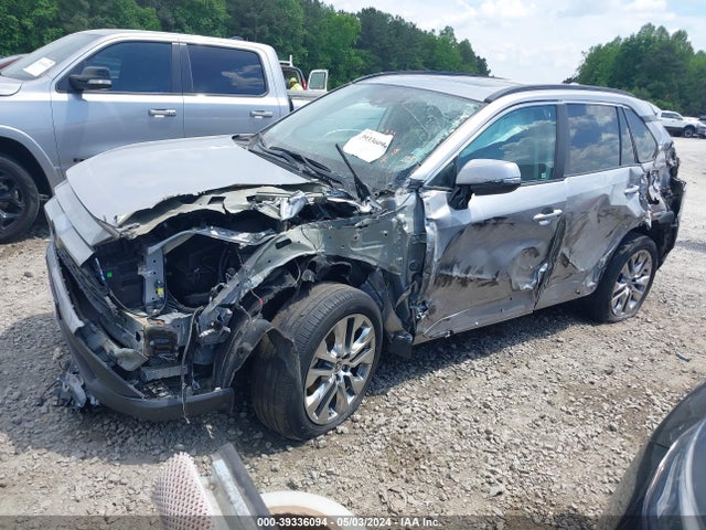 Toyota Rav4 Xle Premium 2021 2T3C1RFV2MC111735 Image 2