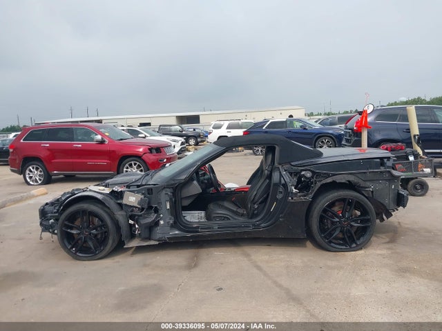 Chevrolet Corvette Stingray Z51 2014 1G1YL3D7XE5106901 Image 13