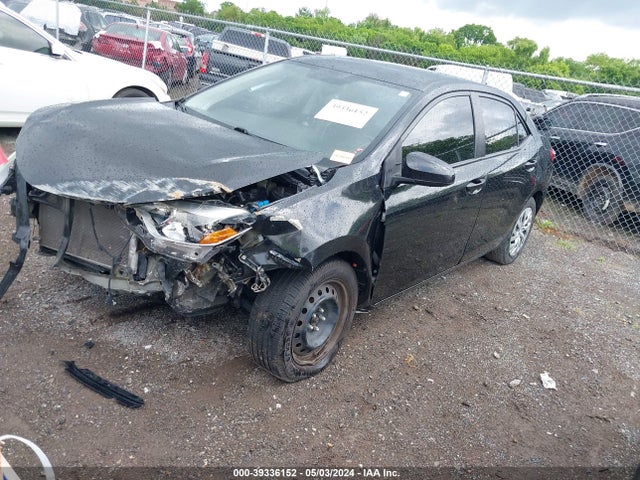 Toyota COROLLA LE 2015 2T1BURHE6FC414027 Image 2