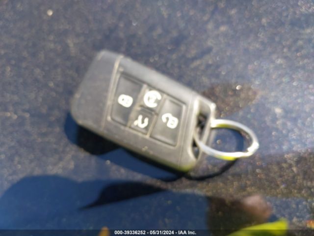 3VVLX7B21NM013684 Volkswagen Taos 1.5t Se